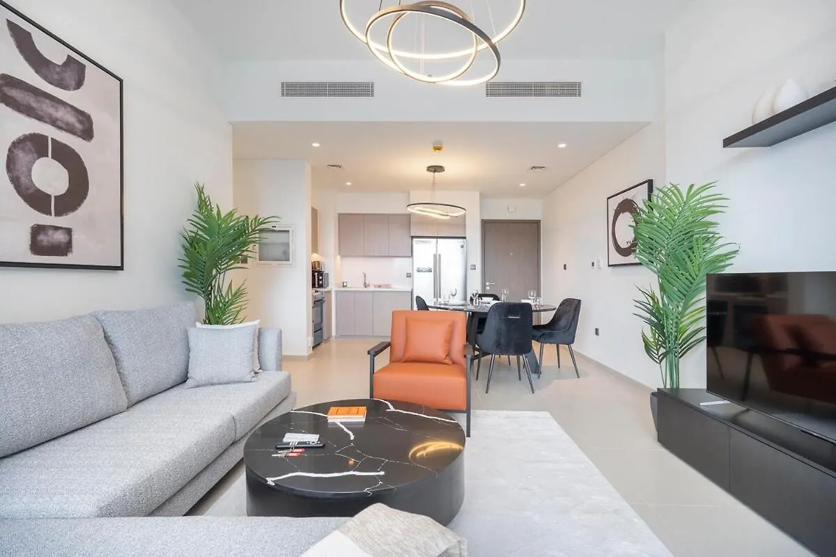 Apartment Gorgeous 2-Bedroom In Downtown Dubai, Near Burj Khalifa!