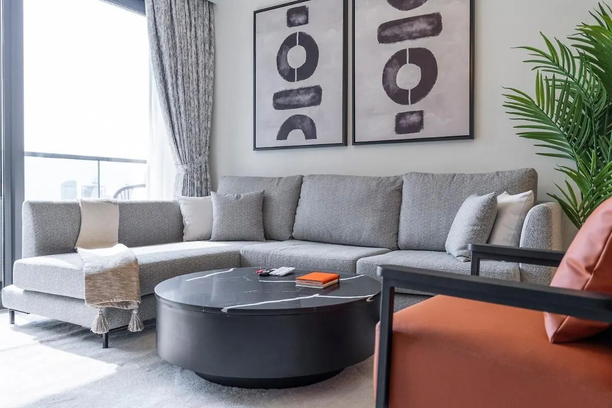 Gorgeous 2-Bedroom In Downtown Dubai, Near Burj Khalifa! Apartment