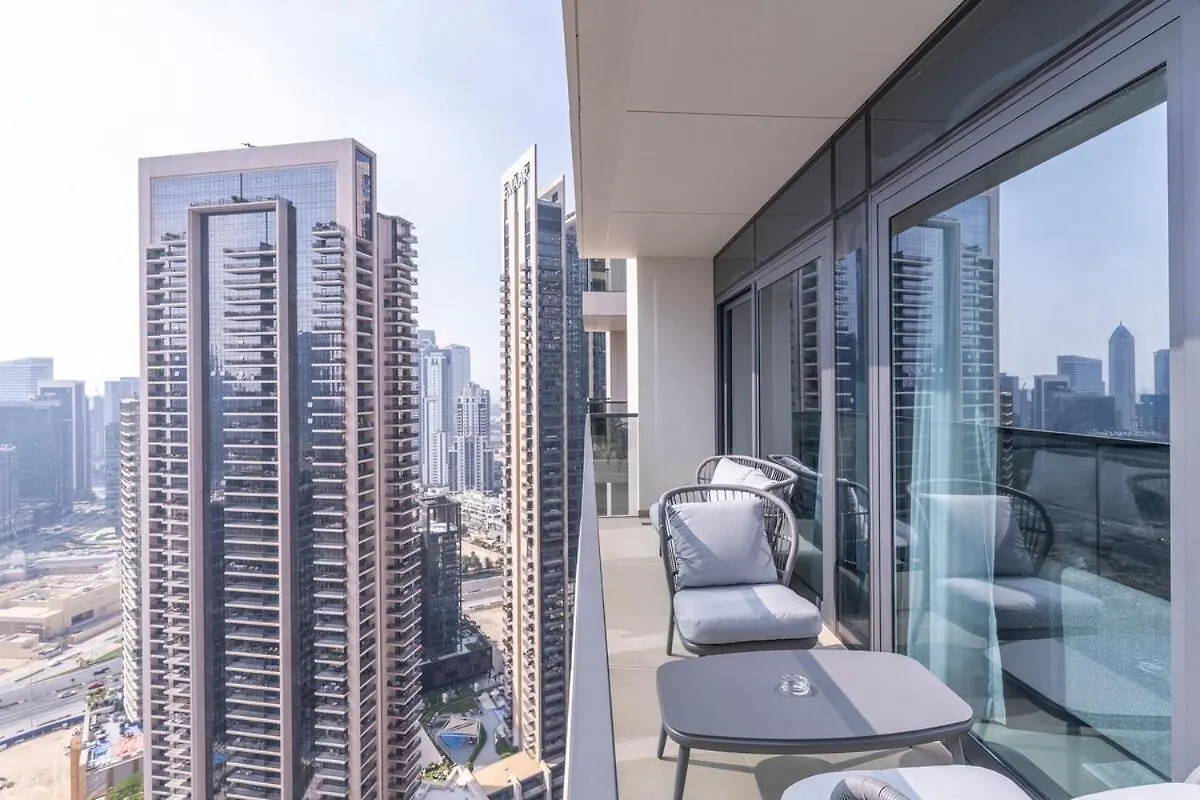 Gorgeous 2-Bedroom In Downtown Dubai, Near Burj Khalifa! Apartment